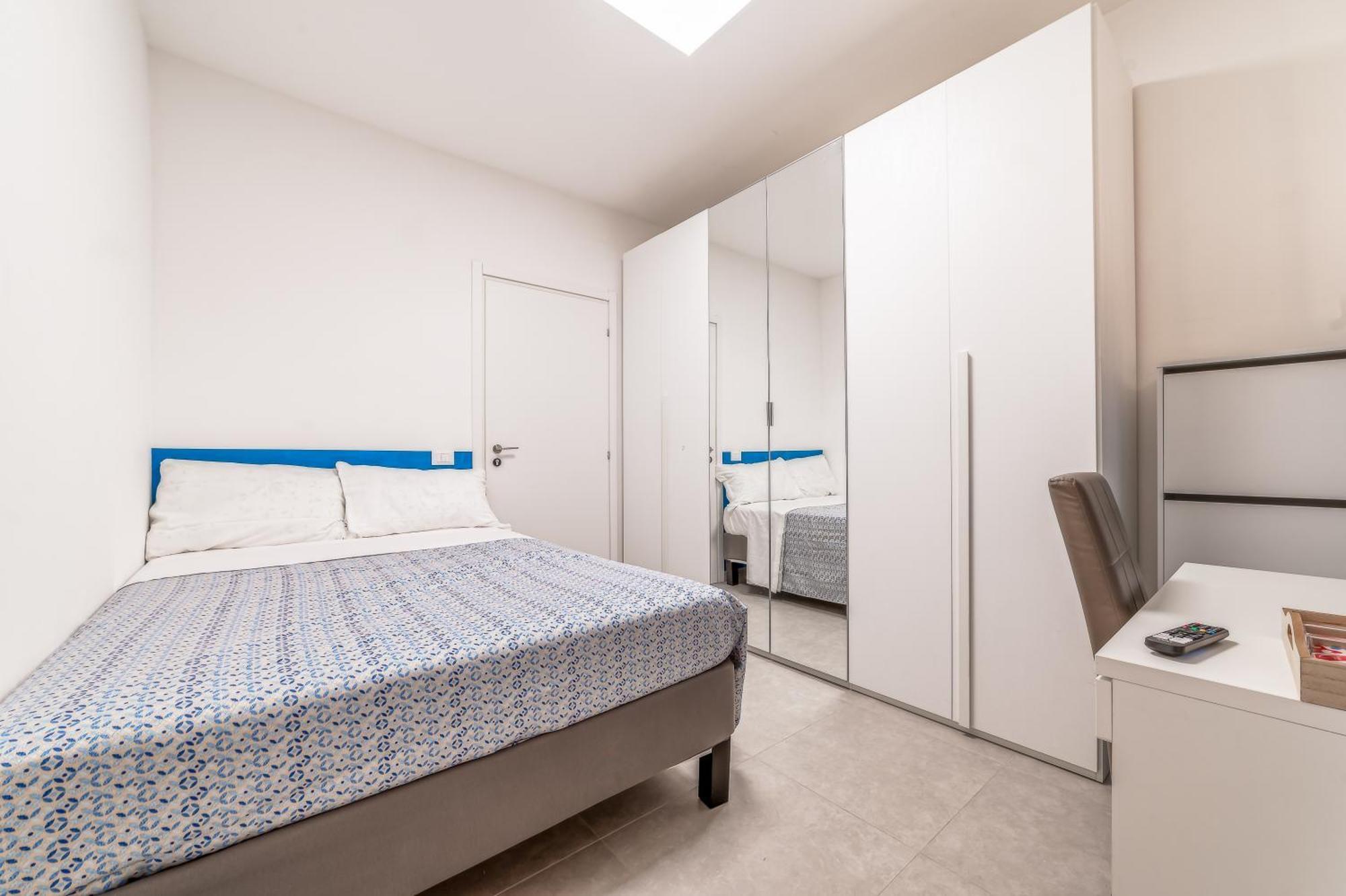 Cozy Enna Rooms - Metro Re Di Roma Екстер'єр фото